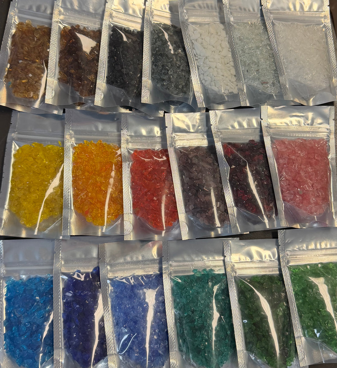 Art Glass Complete Color Palette: 19 Colors 3oz – Deep South Shelling