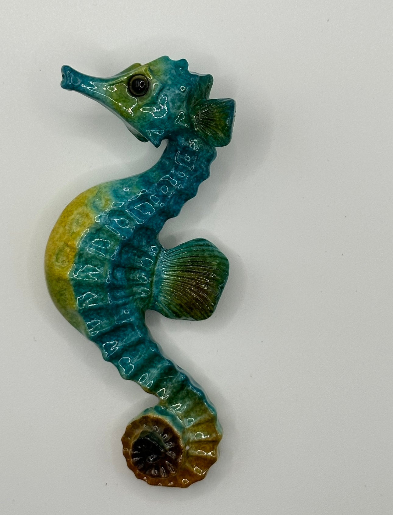 Bulk Q6 Seahorse Figurine